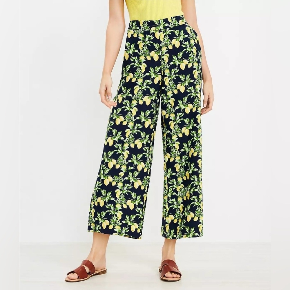 LOFT Women’s XS Wide Leg Crop Pants With Lemon Print